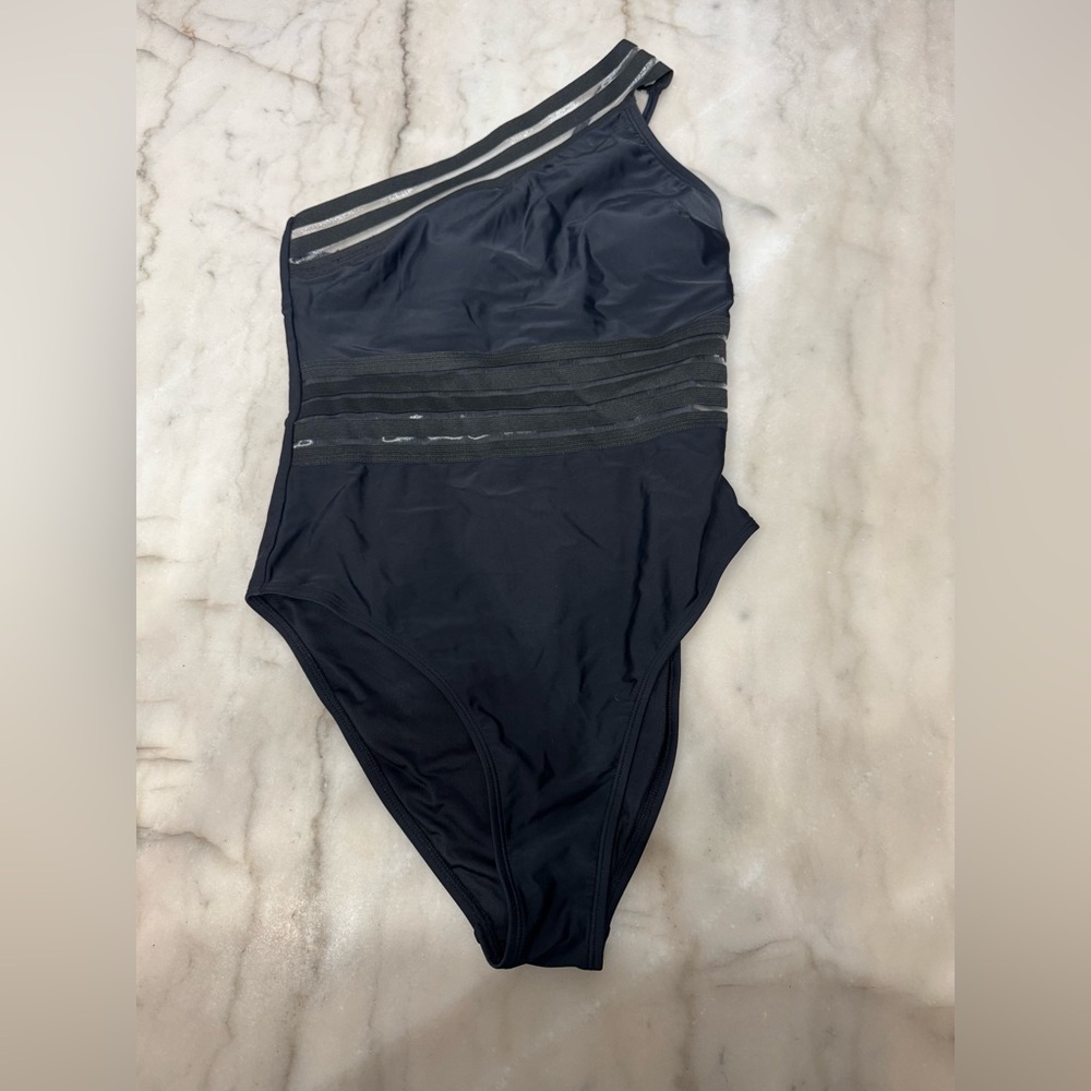 Cupshe Black Swimsuit size medium NEW
